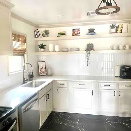 Campus Cottage Kng Bed! Walk To Uco And Downtown Edmond Extérieur photo